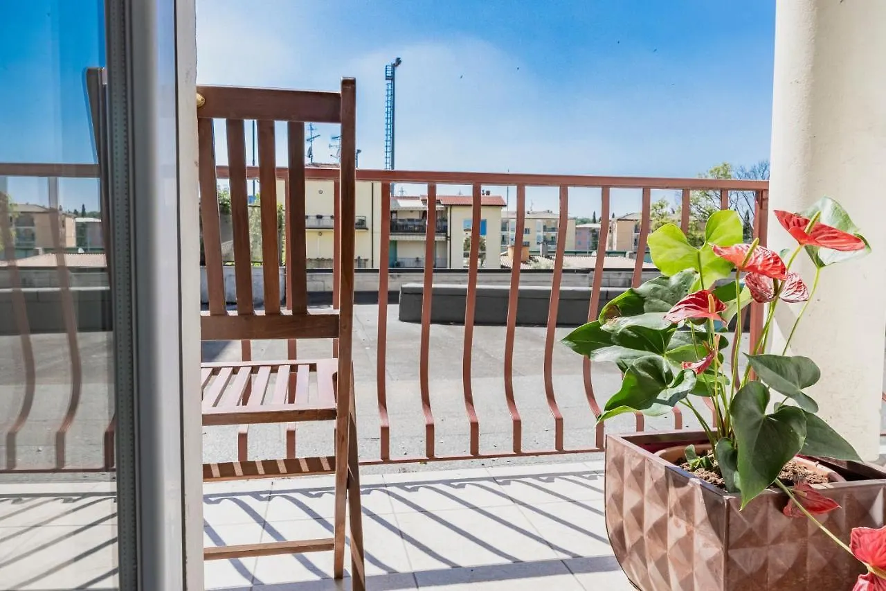 Red & Blu Apartments Desenzano del Garda Holiday home