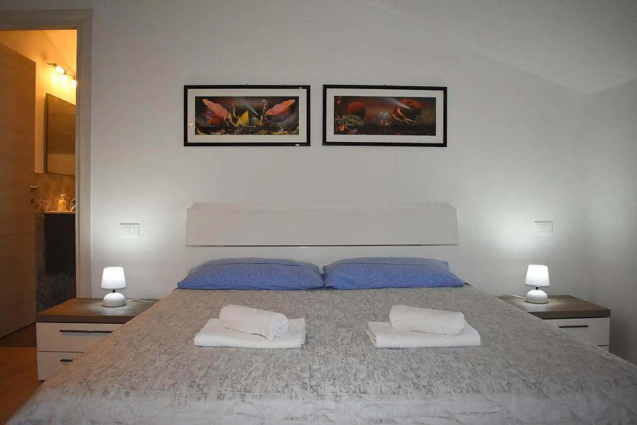 Red & Blu Apartments Desenzano del Garda Holiday home