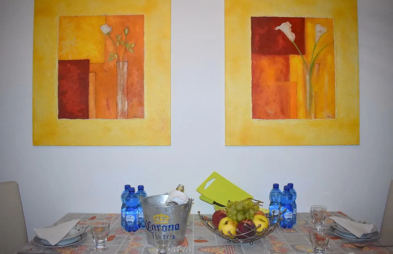 Holiday home Red & Blu Apartments Desenzano del Garda