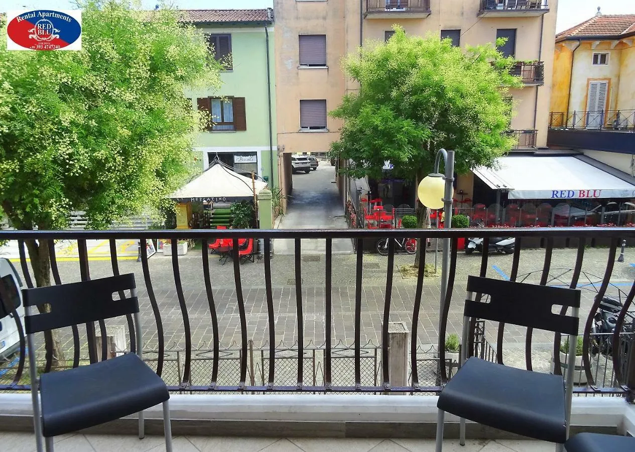 Holiday home Red & Blu Apartments Desenzano del Garda